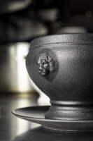 LOEWENKOPF - SUPPENSCHUESSEL in gusseisener Optik 35 cl