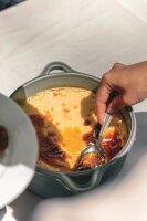 RUNDE INDUKTIONSKASSEROLLE 22 CM MIT GLASDECKEL Wolkengrau + Glas